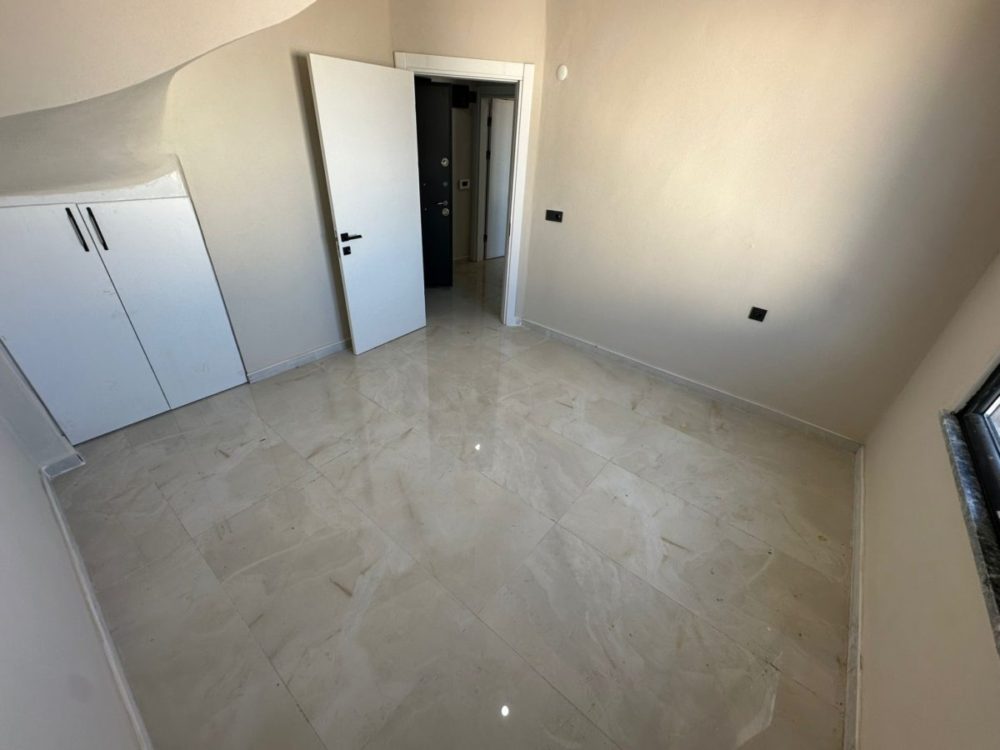KOCAALİ SAHİLDE 3+1 DENİZ MANZARALI DUBLEKS DAİRE