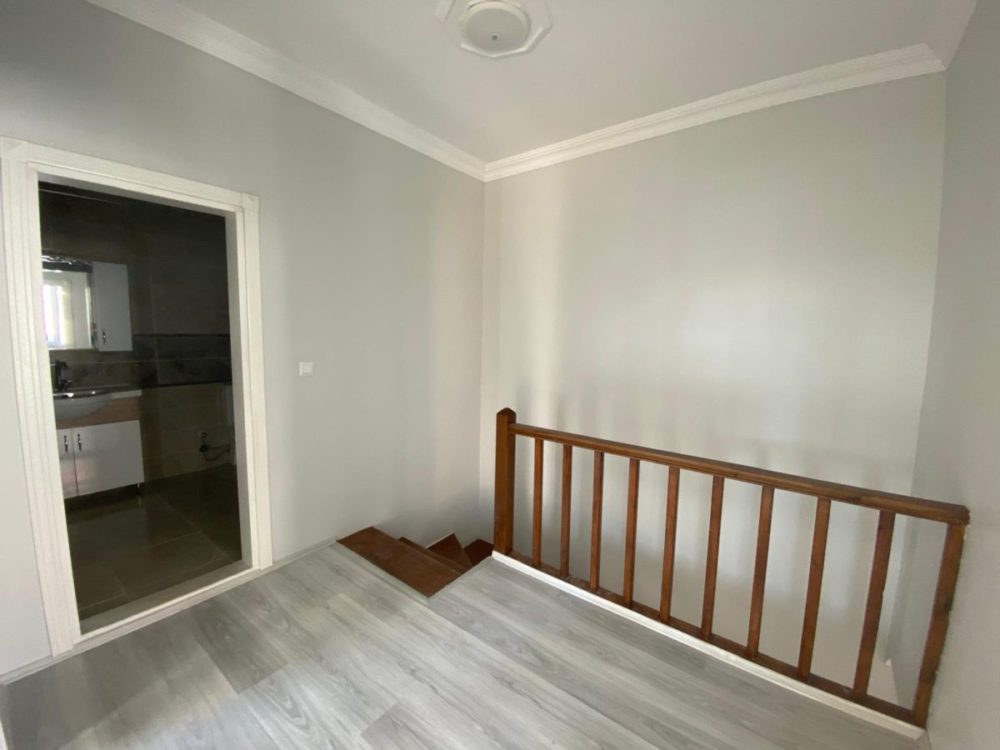 KOCAALİDE DENİZE 200 METRE SATILIK DUBLEKS