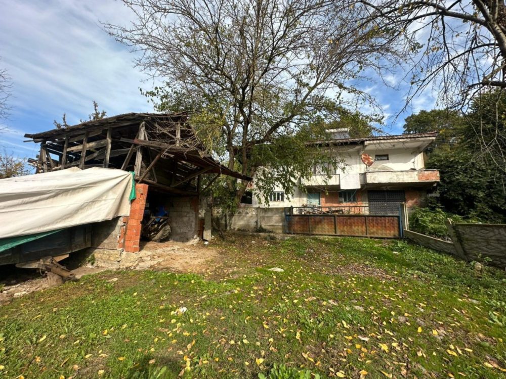 KOCAALİDE 1149 M2 MÜSTAKİL EV VE ARSASI