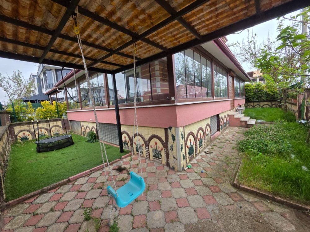 KOCAALİ SAHİLİNDE KİRALIK MÜSTAKİL TRİPLEKS