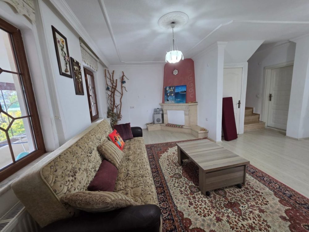 KOCAALİ SAHİLİNDE KİRALIK MÜSTAKİL TRİPLEKS