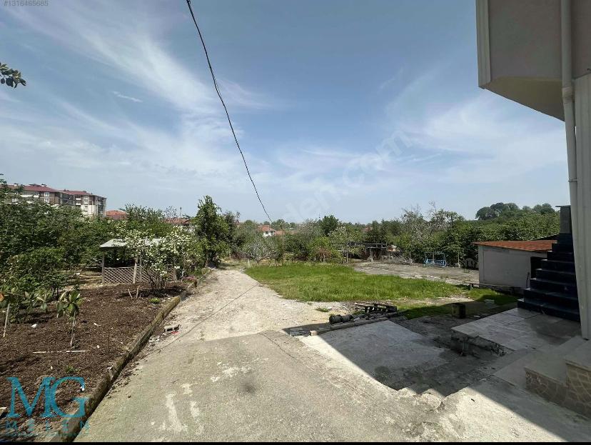 ÇARŞI MERKEZE YAKIN BAHÇELİ KİRALIK DAİRE