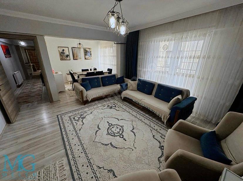 KOCAALİ ÇARŞI MERKEZE 200 METRE 2+1 EŞYALI DAİRE