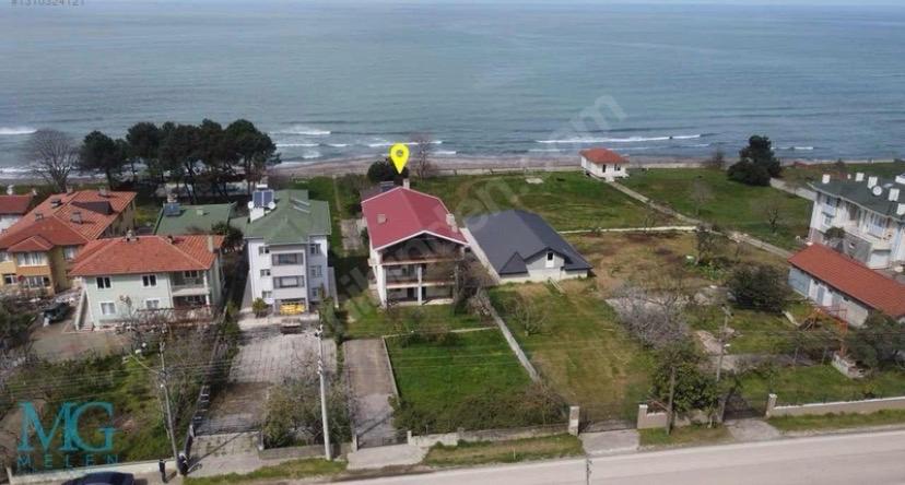 DENİZE SIFIR ARSA İÇİNDE SATILIK TRİPLEKS VILLA