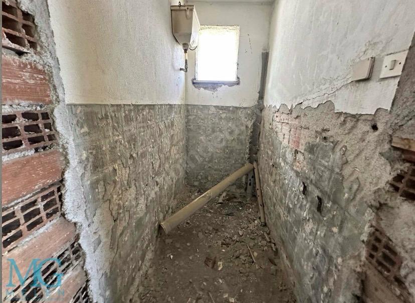 DENİZE SIFIR ARSA İÇİNDE SATILIK TRİPLEKS VILLA