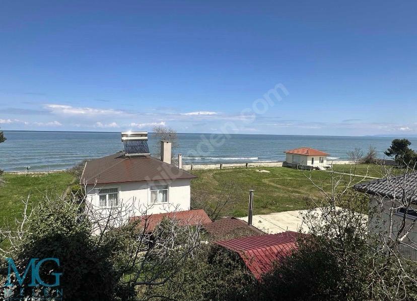 DENİZE SIFIR ARSA İÇİNDE SATILIK TRİPLEKS VILLA