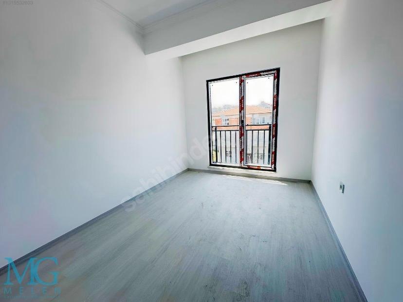 KOCAALİDE ÇARŞI MERKEZE YAKIN DENİZ MANZARALI KİRALIK 2+1 DAİRE