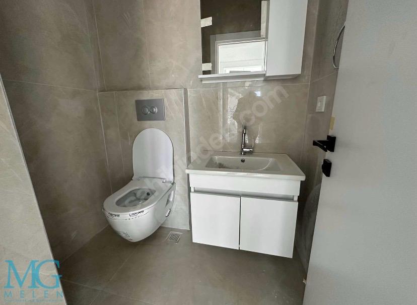 KOCAALİ ÇARŞI MERKEZE YAKIN DENİZ MANZARALI SIFIR 2+1 DAİRE