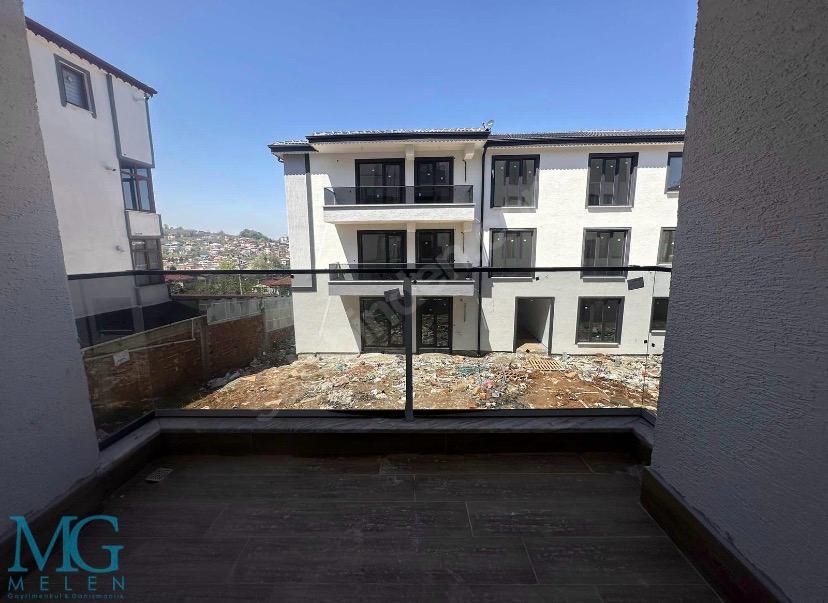KOCAALİDE ÇARŞI MERKEZE YAKIN DENİZ MANZARALI KİRALIK 2+1 DAİRE