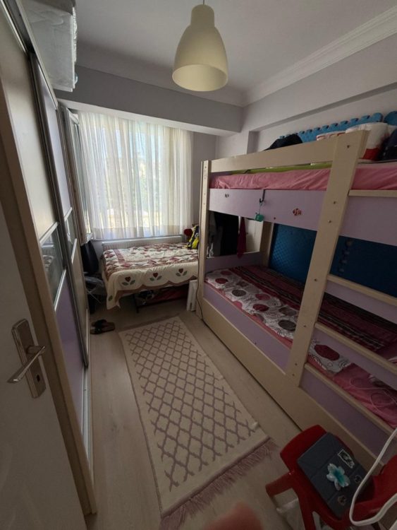 YÜZME HAVUZLU SİTE İÇİNDE SATILIK 2+1 DAİRE