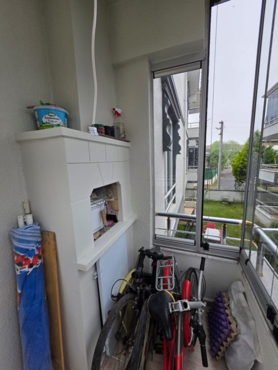 YÜZME HAVUZLU SİTE İÇİNDE SATILIK 2+1 DAİRE