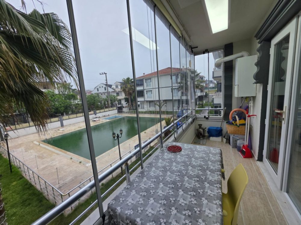 YÜZME HAVUZLU SİTE İÇİNDE SATILIK 2+1 DAİRE