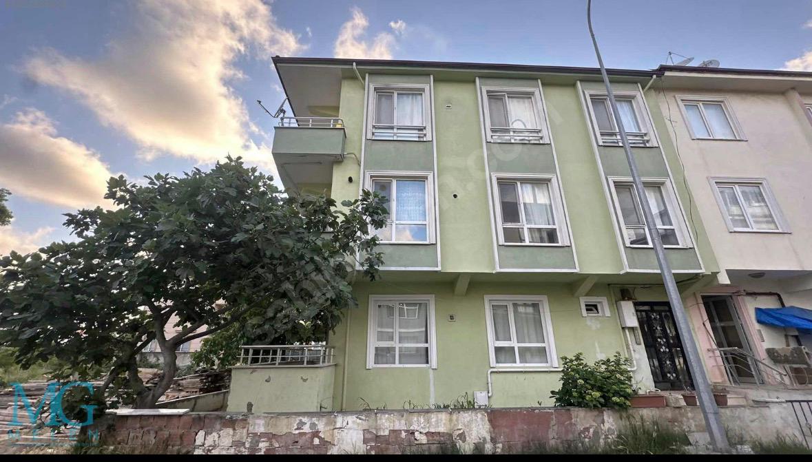 KARASU SAHİLDE 2+1 EŞYALI DAİRE