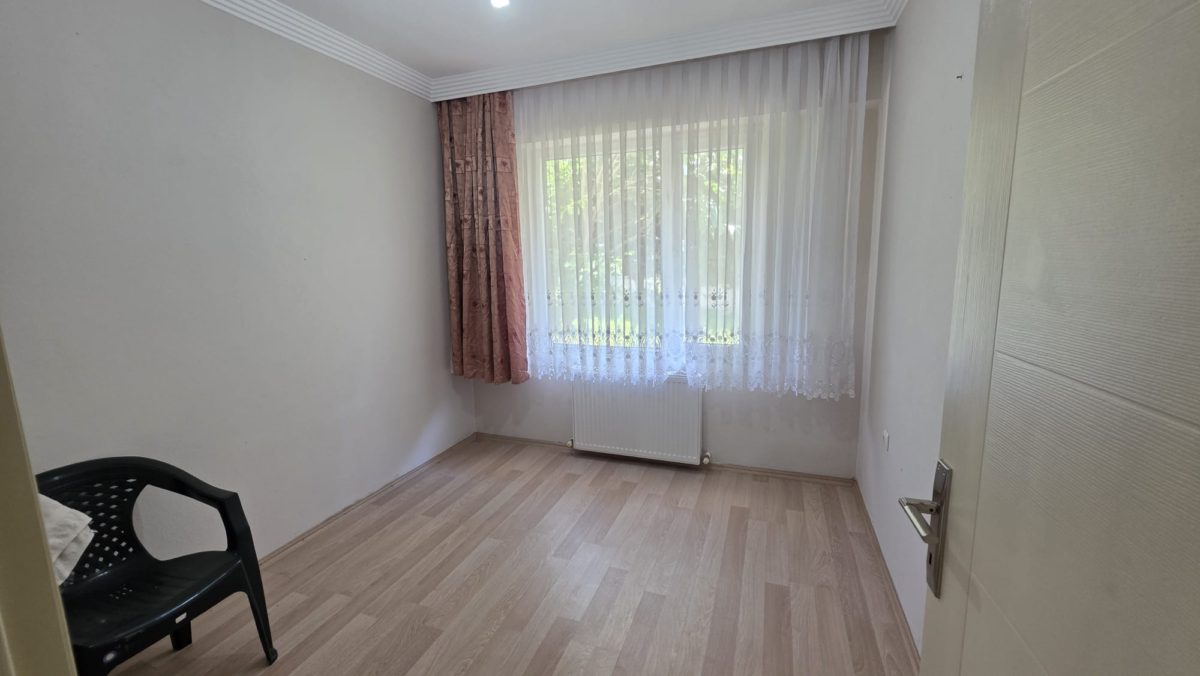 KARASU YENİ MAHALLEDE BAHÇE KATI ŞİRİN 2+1 DAİRE