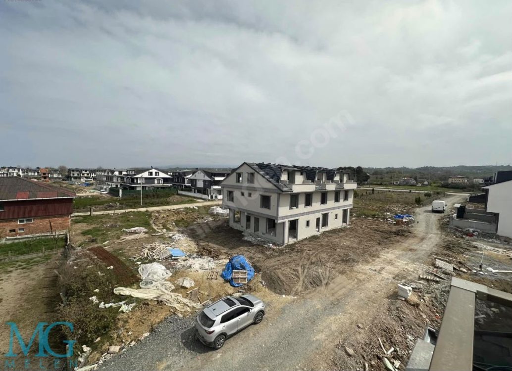 209 M² ARSA İÇERİSİNDE TAM MÜSTAKİL BAHÇELİ VİLLA FIRSATI